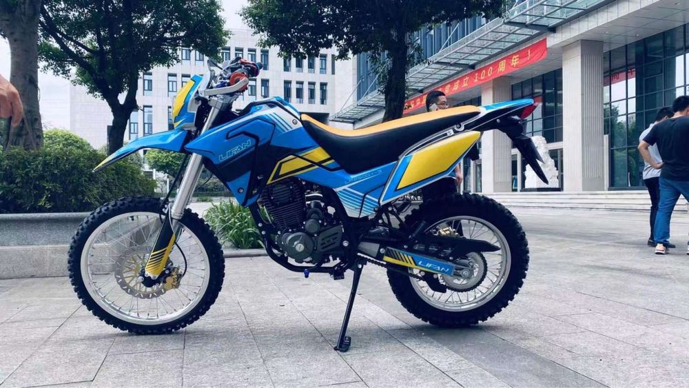 Новинка 2024 ХІТ продажу у США LIFAN KPX 250 enduro