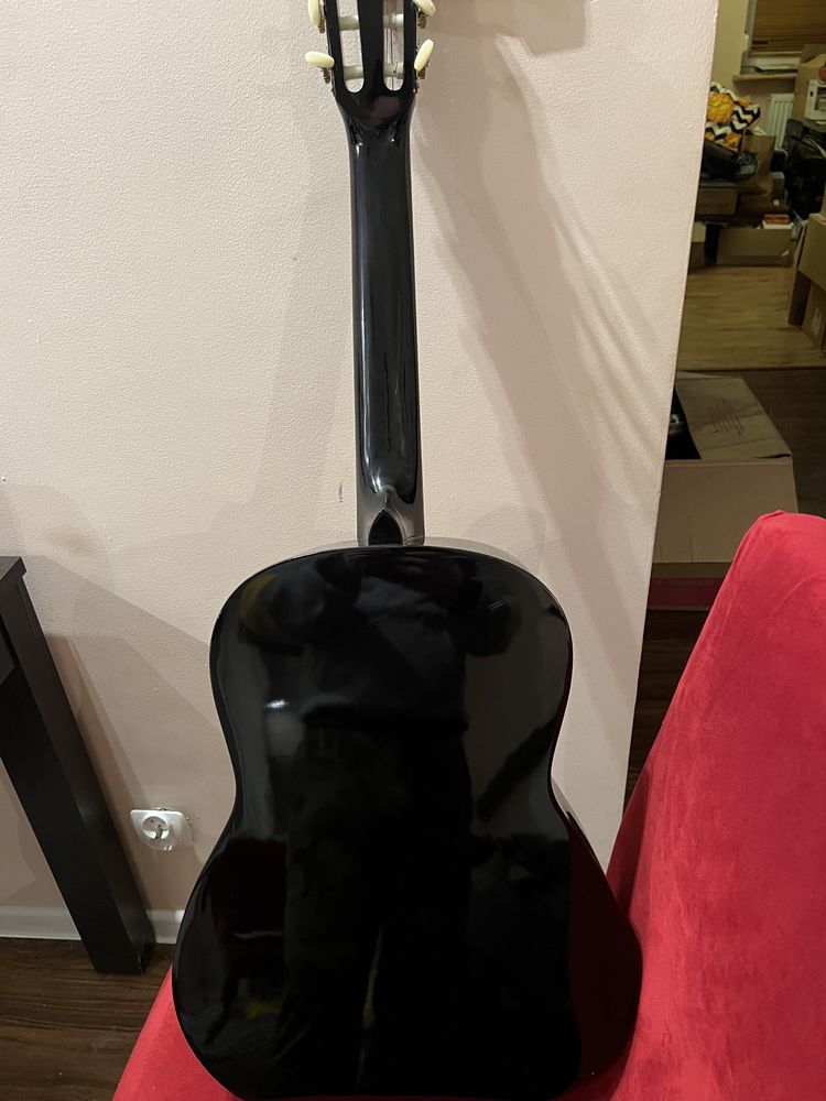 Gitara  firmy Clifton