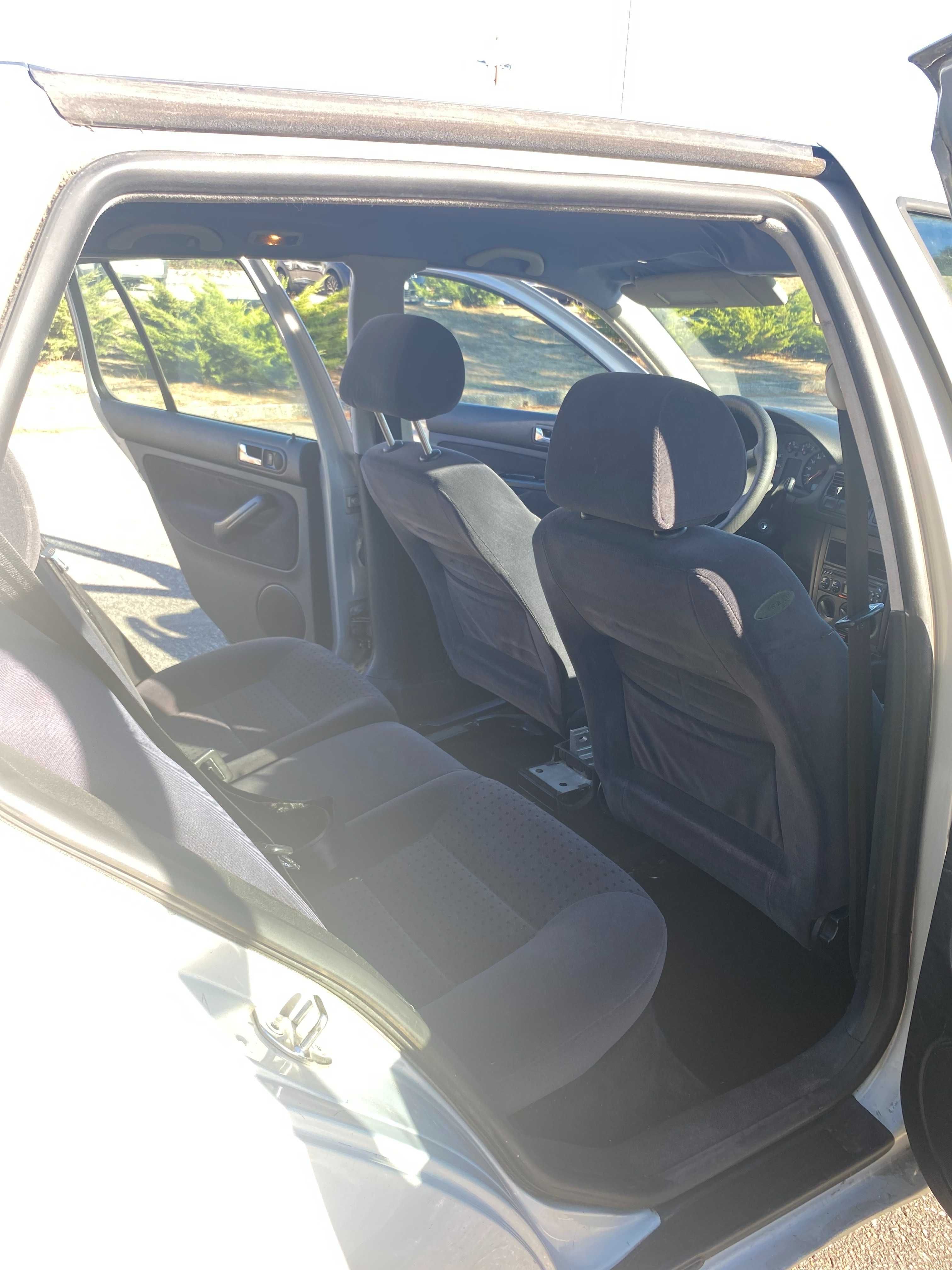 VW Golf IV 1.4 a Gasolina