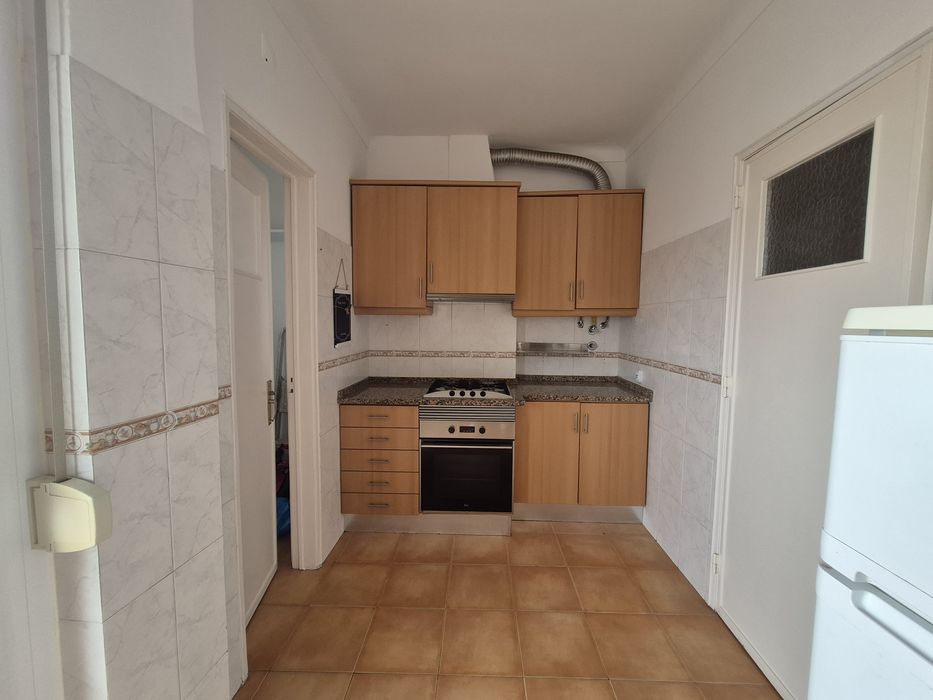 Apartamento T2 Olival Basto
