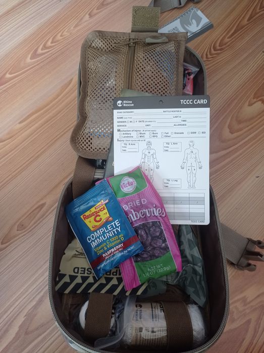 Продам аптечку индивидуальную