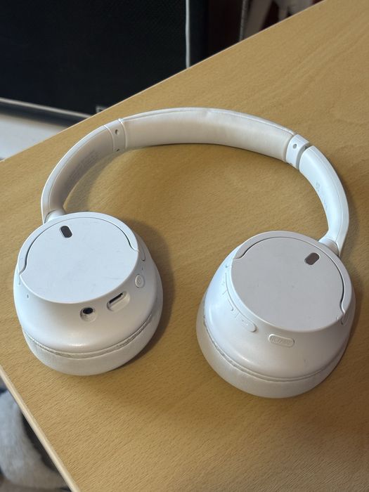 Sony WH-CH720N – Bom Estado