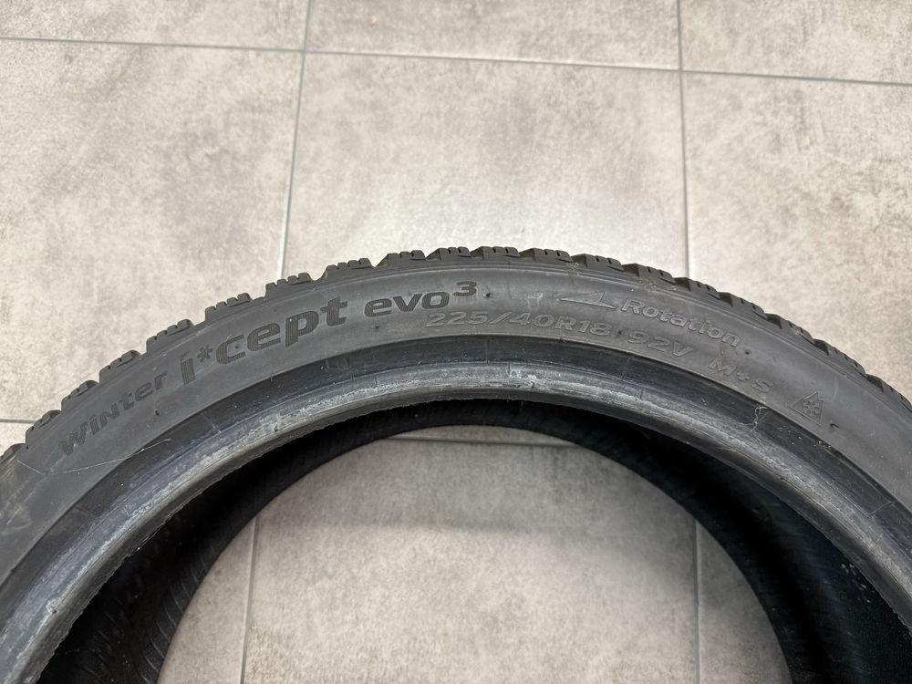 Hankook Winter i*cept Evo 3 225/40r18 Opony zimowe para 2 szt. 2020r