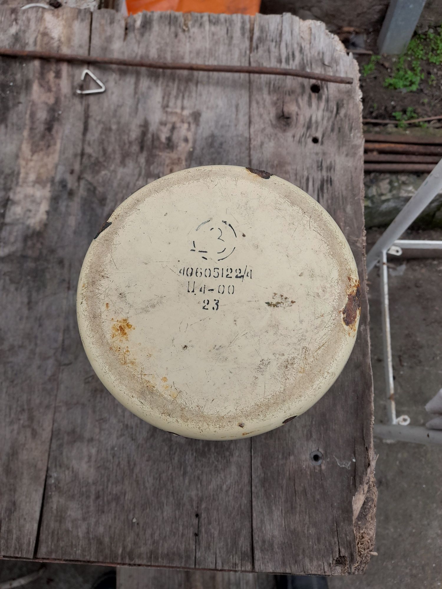 Бидон (3 л.) Бочка 10 л., канистра(3).
