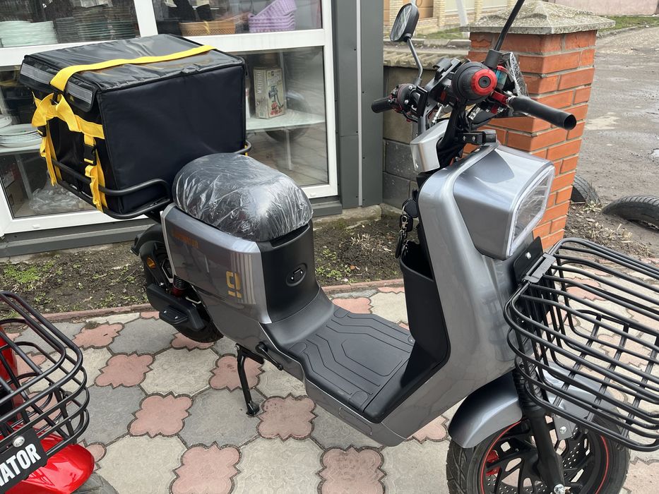 Електроскутер електровелосипед Dominator A9 1200Вт