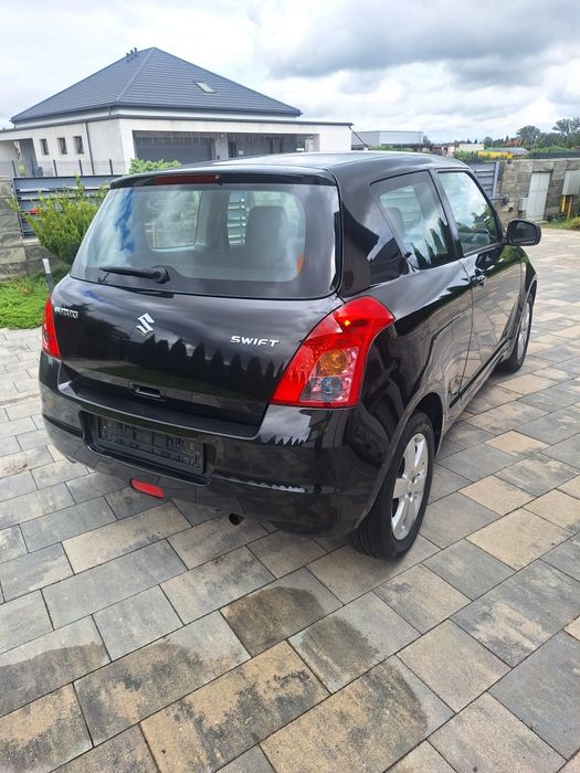 Super stan  Swift   import Niemcy  bezwypadkowy Klima