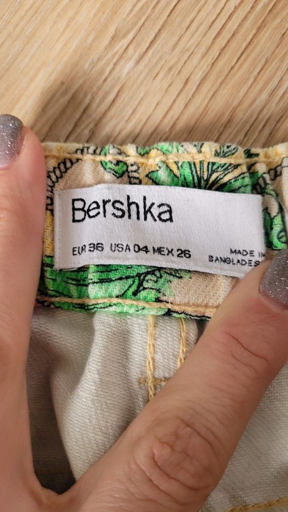 Spodnie Jeans Bershka 36