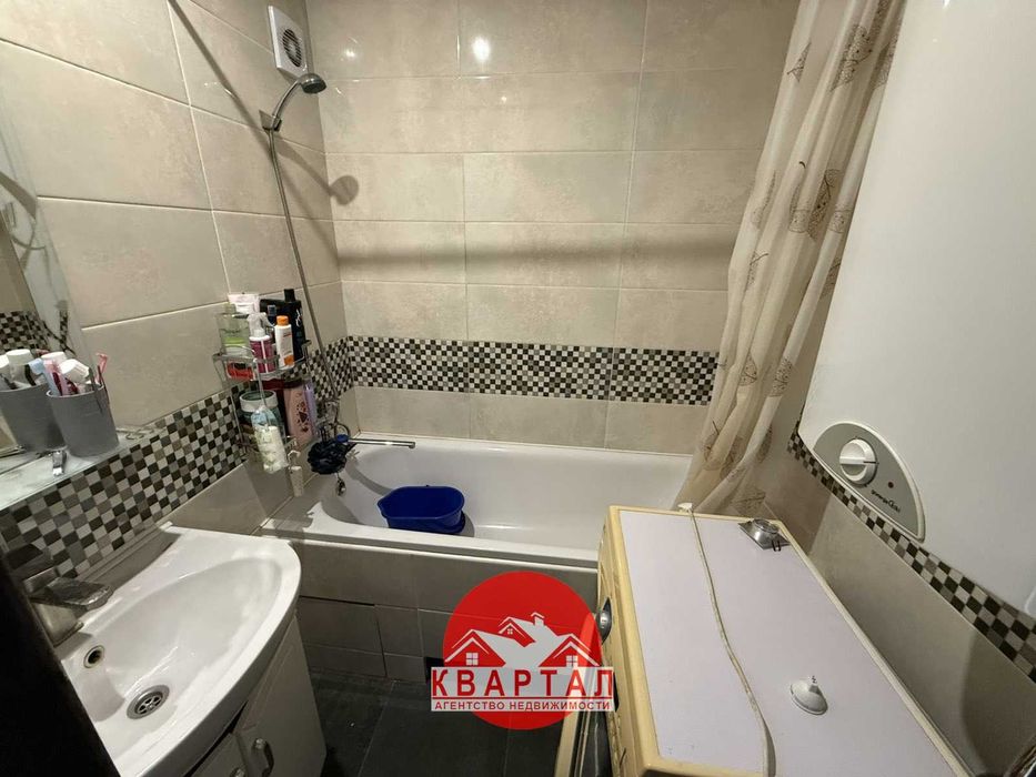 Продается 2-х к. квартира по ул. Компрессорная в хорошем состоянии