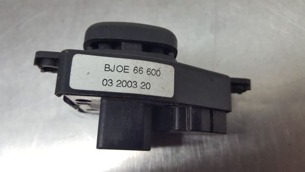 Comando de espelhos MAZDA 3 (BK)