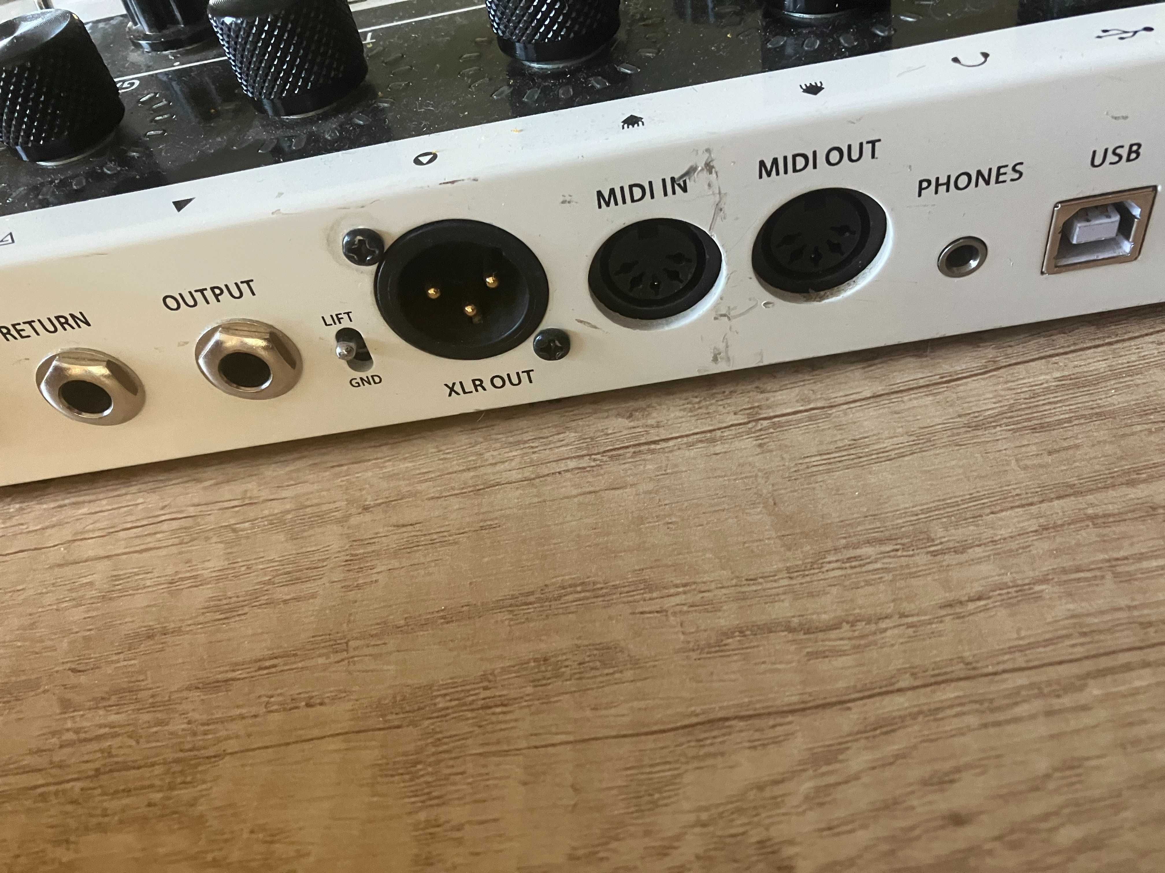 Mooer Preamp Live