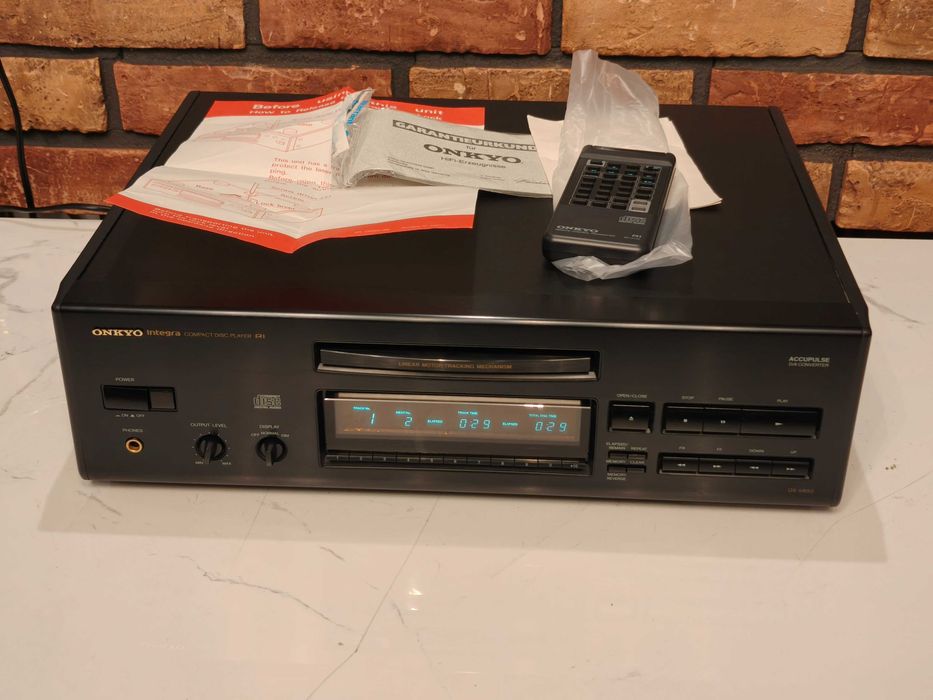 ONKYO INTEGRA DX 6850 ! Znakomity odtwarzacz CD ! Pilot ! Dokumenty