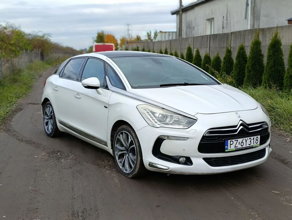 Citroën DS5 2.0hdi 200koni hybrid automat 4x4