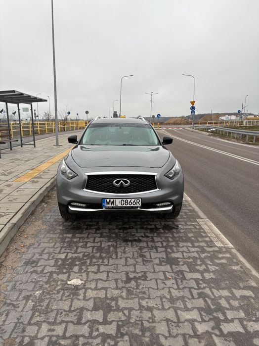 Infiniti qx70 limited edition 3,7 benzyna