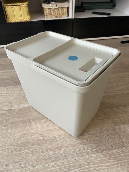 HÅLLBAR Kosz z pokrywką, jasnoszary, 22 l