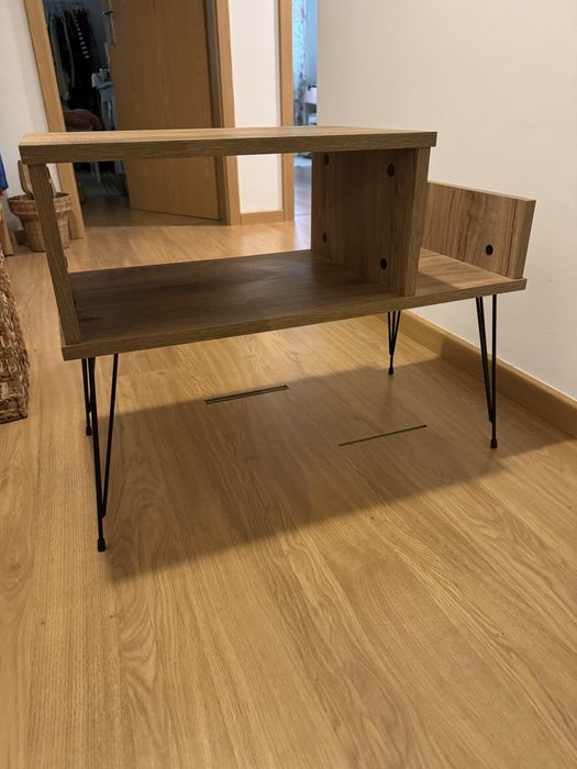 Vendo móvel especialmente pensado para amantes de vinil,