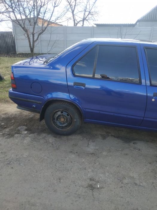 Продам гарне рено