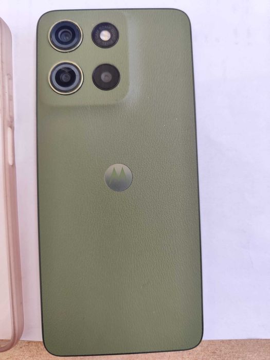 Motorola G15 verde tropa