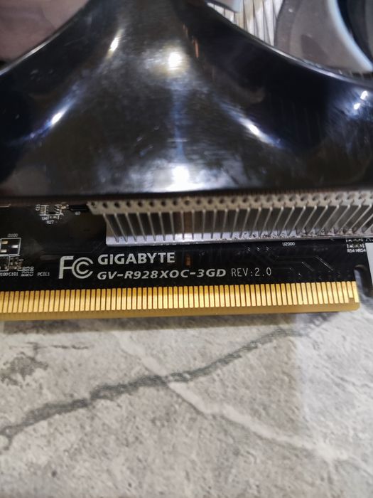 AMD Radeon R9 280X 3GB