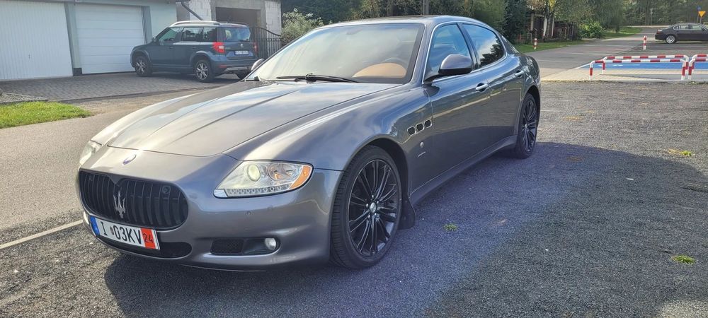 Maserati Quattroporte