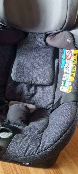 Fotelik obrotowy Maxi cosi axissfix plus