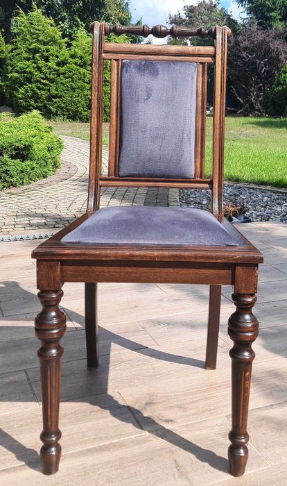 krzesła stylowe orzechowe używane stan idealny , Radomsko