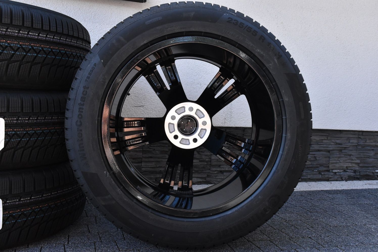 Nowe koła zimowe OEM VOLVO XC60 XC90 19" NOWE Continental 2024r