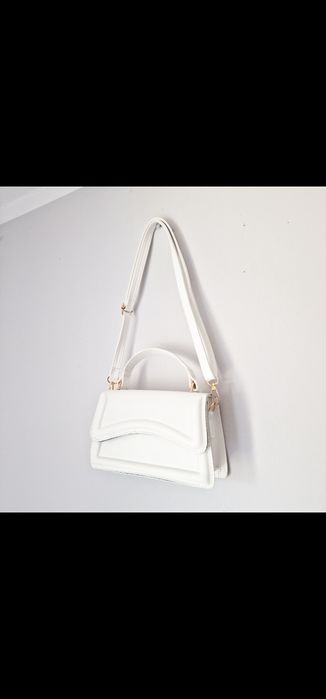 Śliczna biała mała viralowa torebka retro y2k do ręki promocja