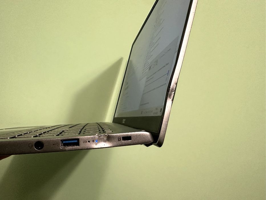 Acer swift 3 16.1"|i7-11370H|Intel Iris Xe Graphics