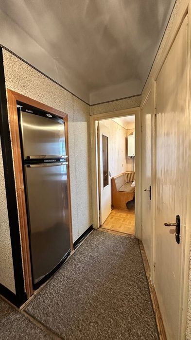 Продаж 3 км квартири поруч з стометрівкою