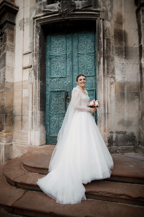 Весільна сукня