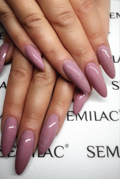 Przedłużenie paznokci ,hybryda.