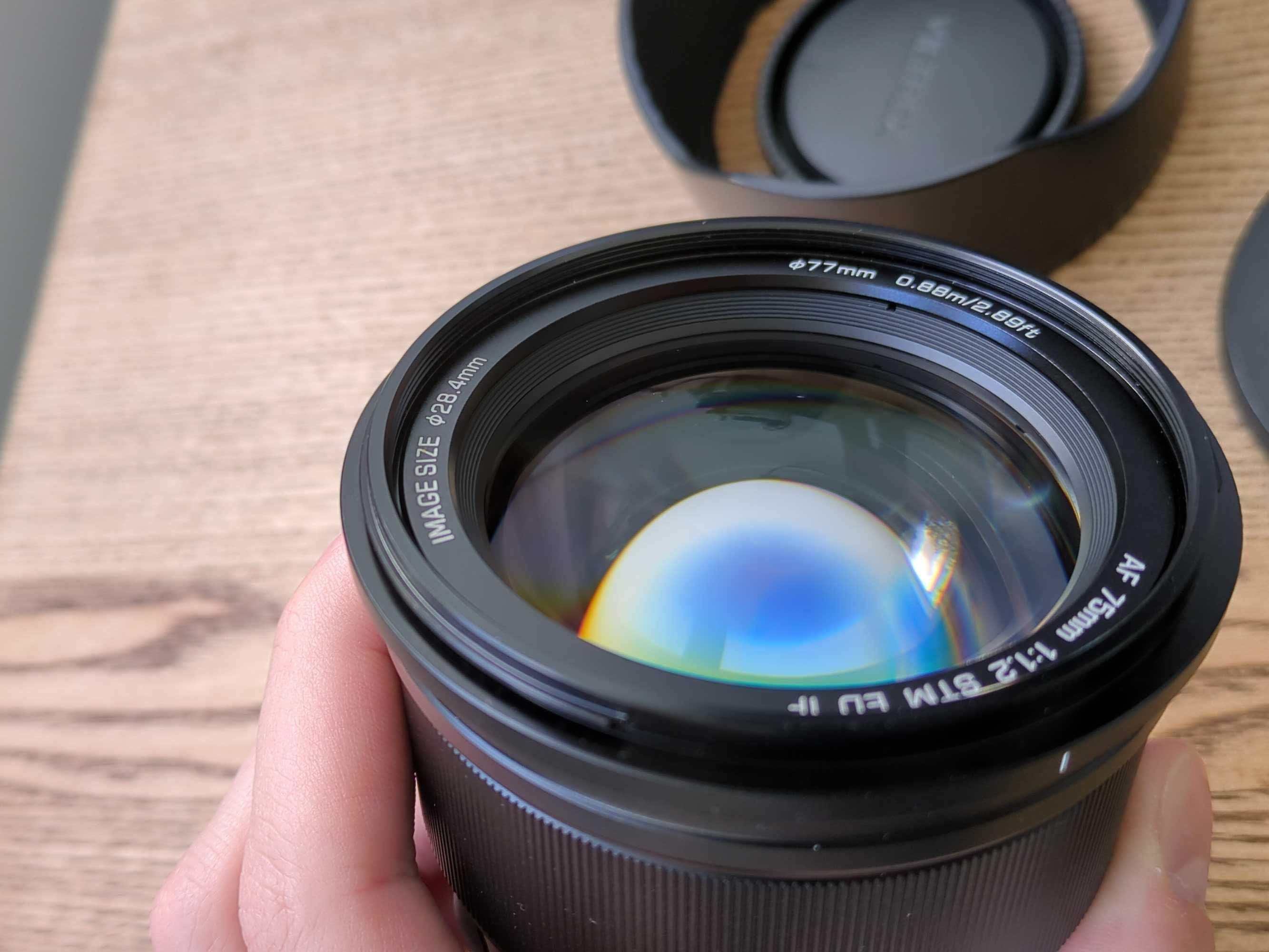 Objetiva APS-C Viltrox AF Pro 75mm 1.2 f/1.2 for Sony E