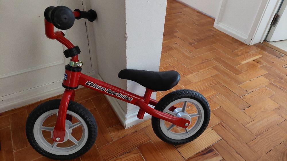 Bicicleta de crianca sem rodas