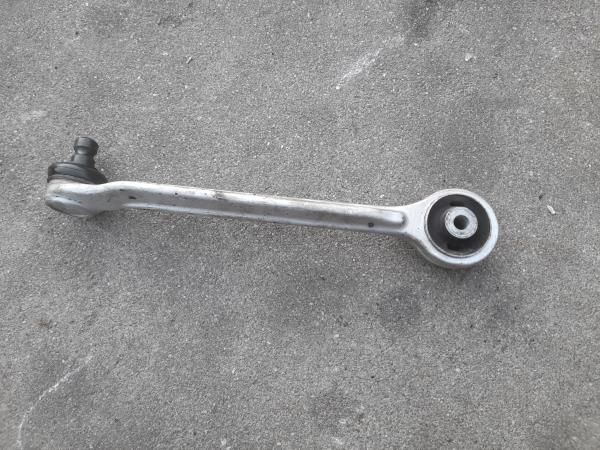 Braço de suspensão frente esquerdo AUDI A4 Avant (8D5, B5)