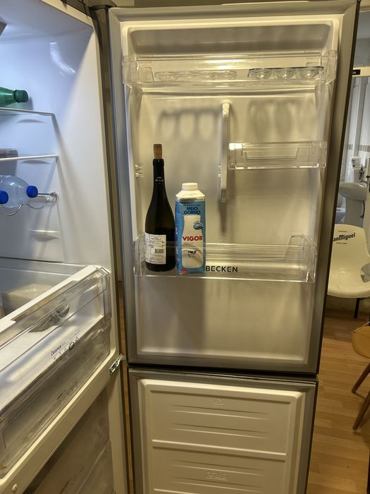 Vendo frigorifico + ar condicionado portatil 9000BTU