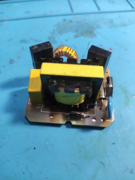 Преобразователь 12-220 v