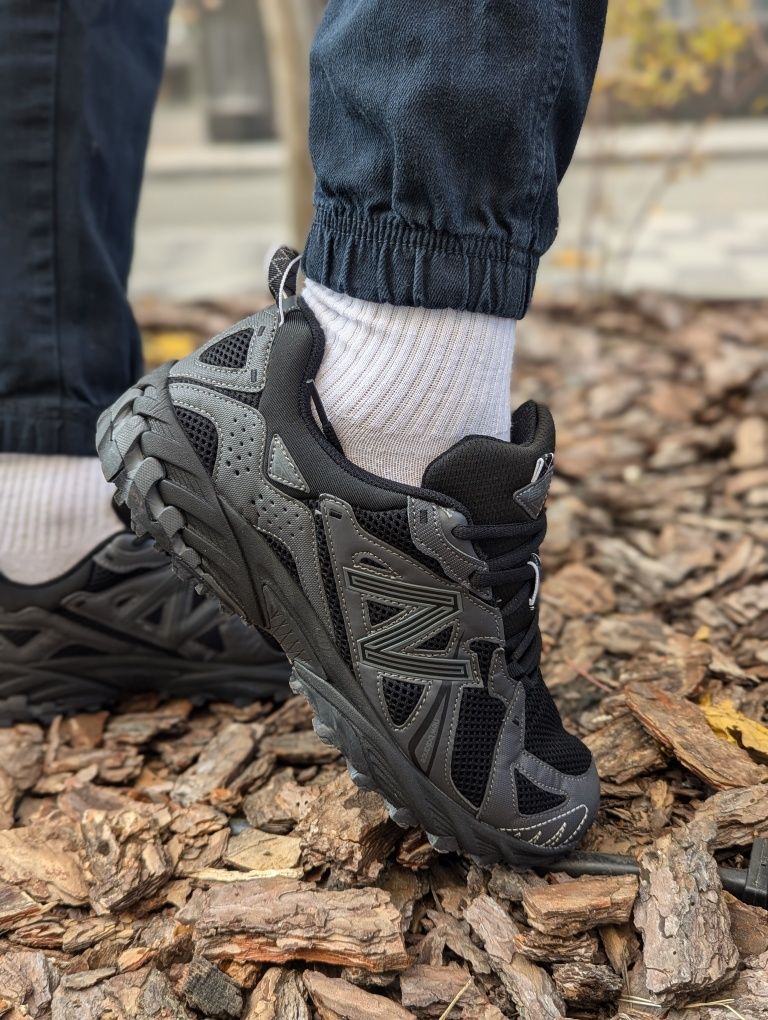 New balance 610 black