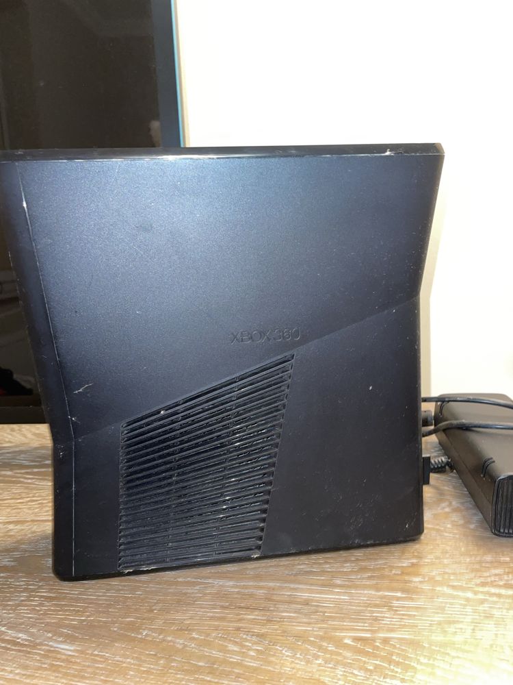 Xbox360 czarny gry