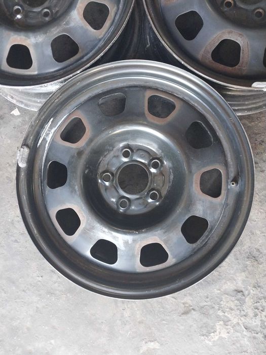 R 17  dodge   5*114,3    6,5 j   ET 39   dia 67. Ціна за 4 шт. 6800.
