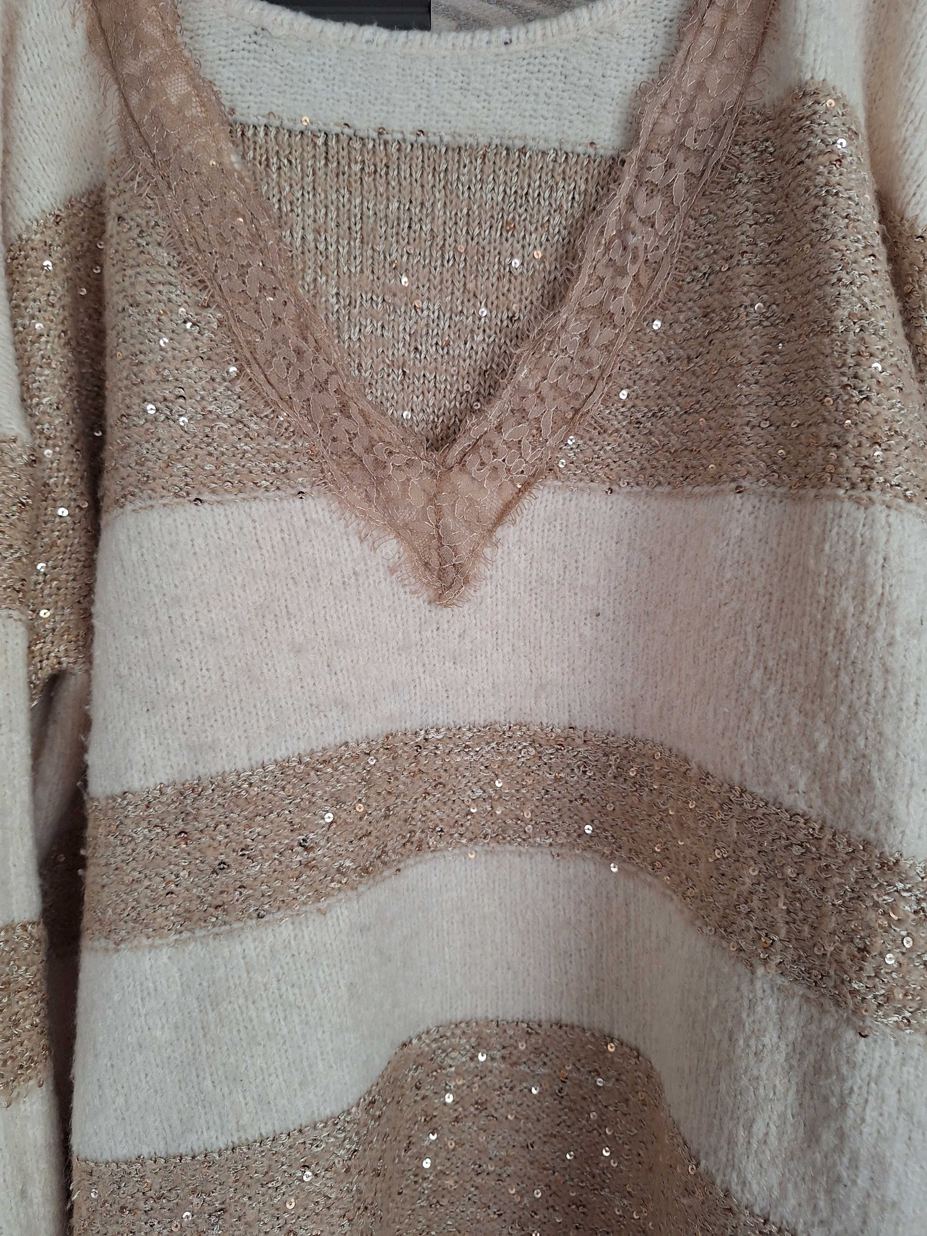 Sweter z cekinami i koronką, UNI
