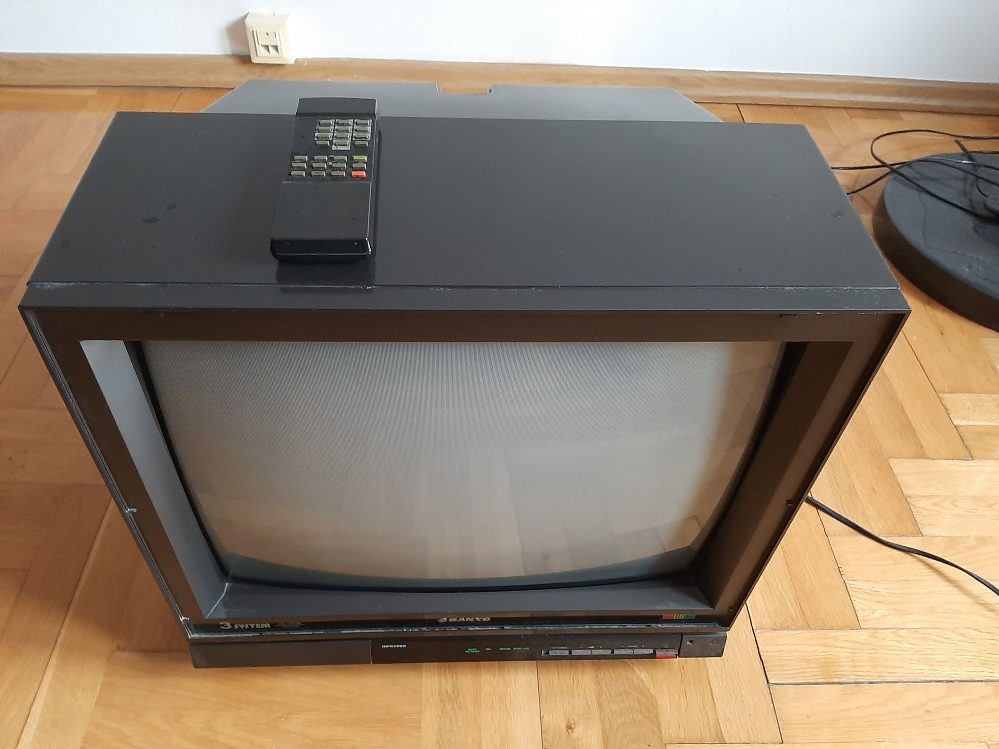 Telewizor Sanyo CEM2108PV