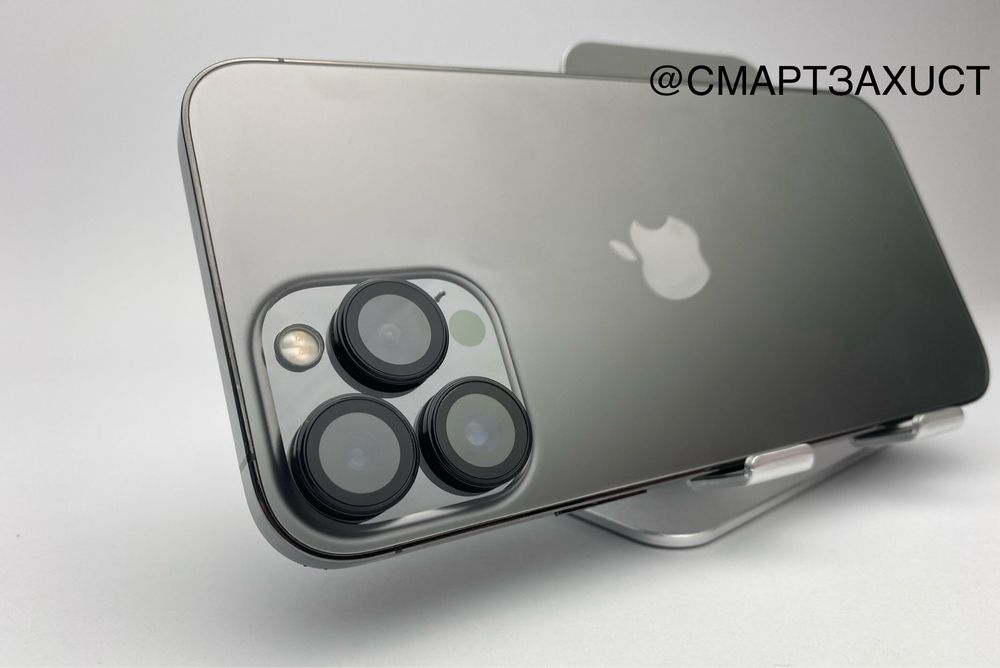 Защитные линзы на камеру стекло на iPhone 16 про 16 pro max комплект