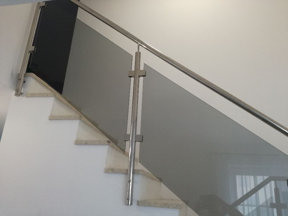 Balustrady ze stali nierdzewnej, barierki, zadaszenia z poliwęglanu