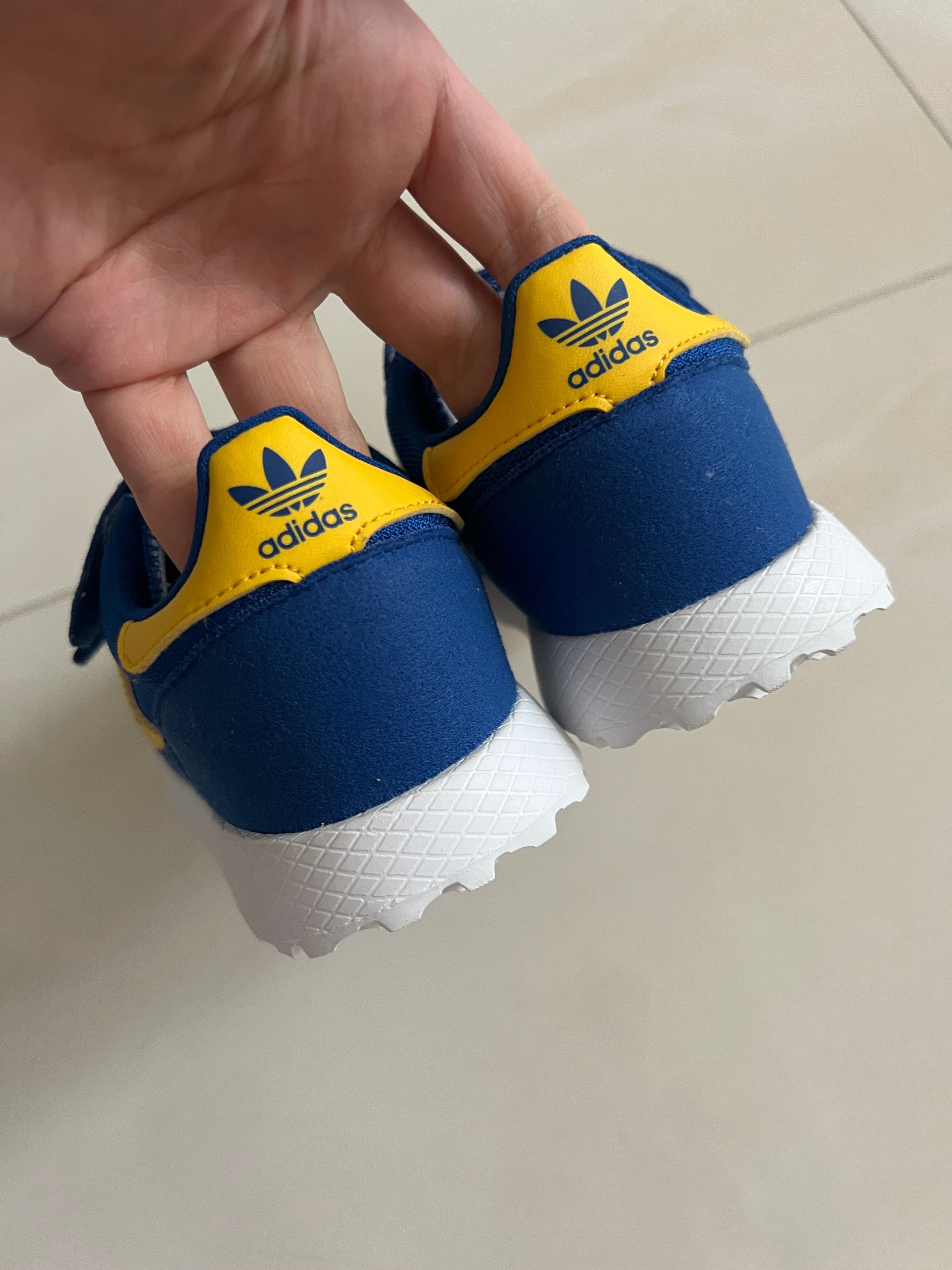 Кросівки Adidas 28р жовто-блакитні