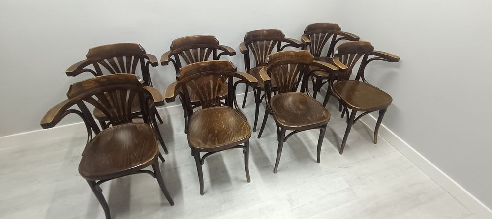 Krzesła Thonet Fameg Radomsko dostępne 8 szt cena brutto