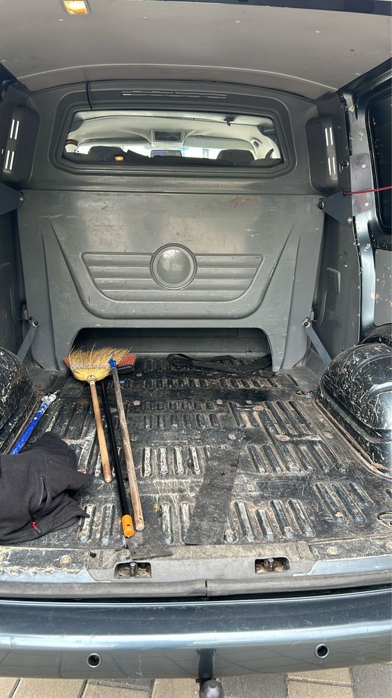 VW T5 holenderka 5-osobowy klima 1.9 tdi super stan