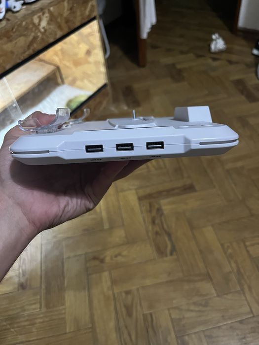 Plataforma de carregamento de comandos com luz rgb