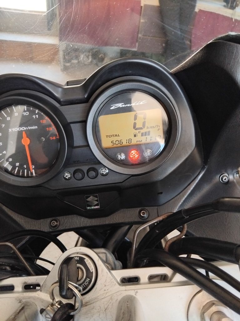Suzuki Bandit 650 K5