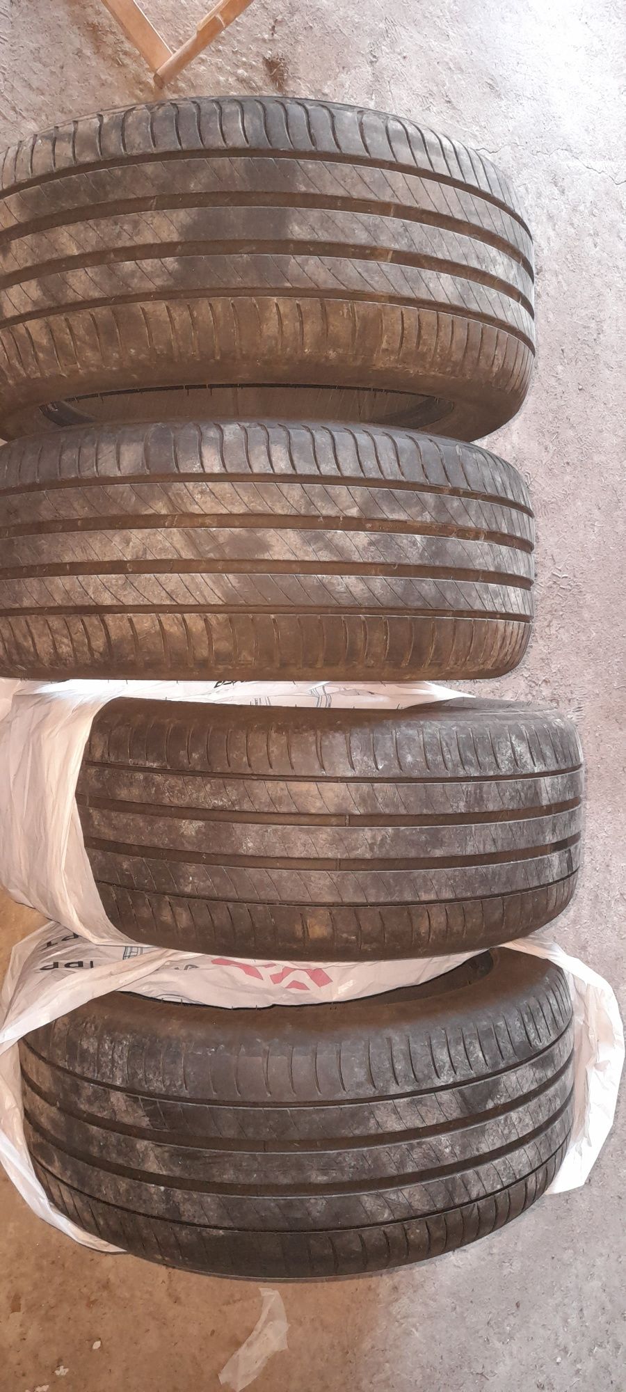 Opony 225x50x17 Michelin 5-6 mm bieżnik