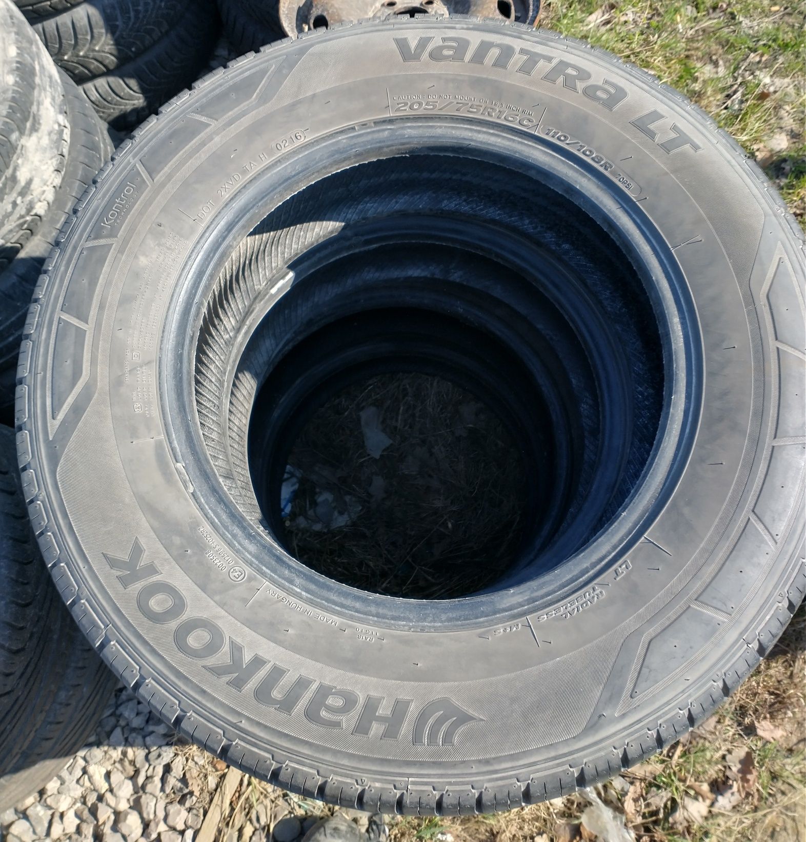 205/75/16C  HANKOOK komplet 6mm 2016r